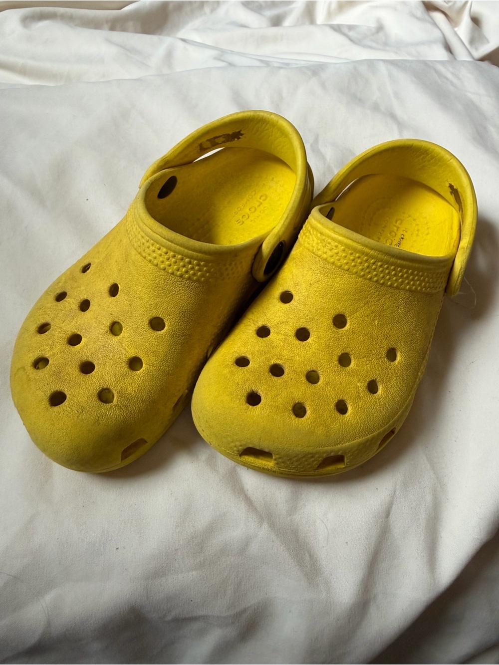 CROCS Kids Yellow Classic Clog